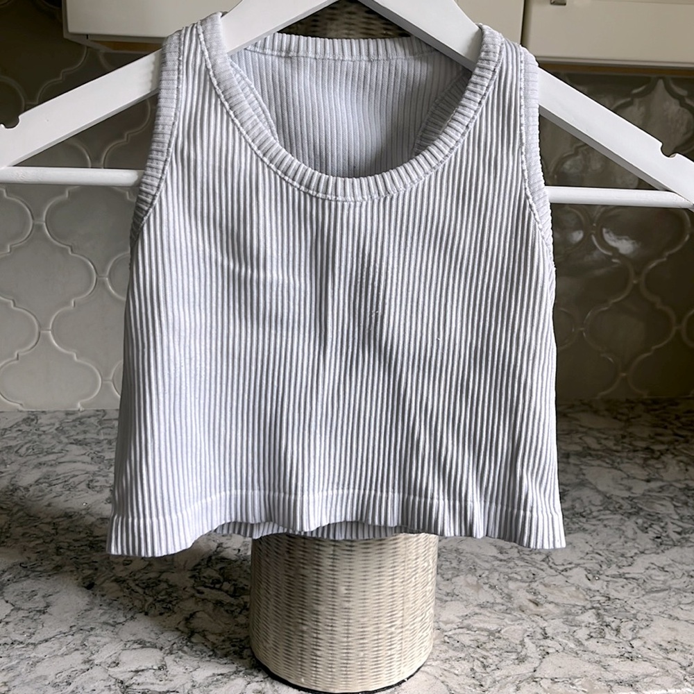 White crop top